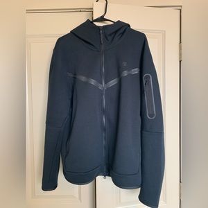 Black Nike Thermal Hoodie, size, Women’s XL (slim fit)